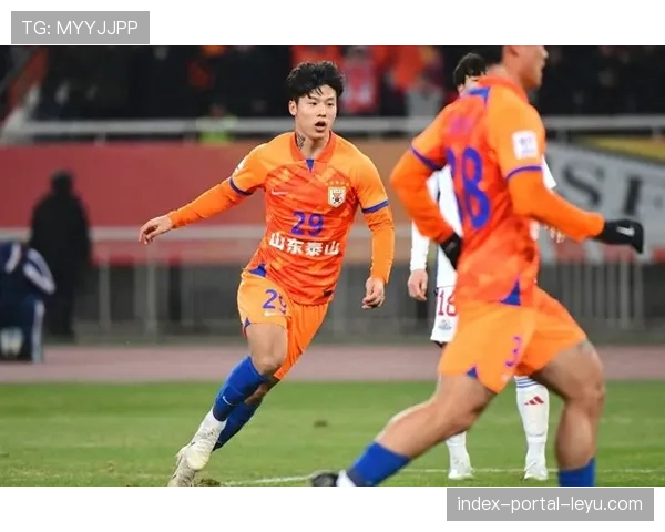 国安1-1战平泰山，张玉宁、陈蒲破门